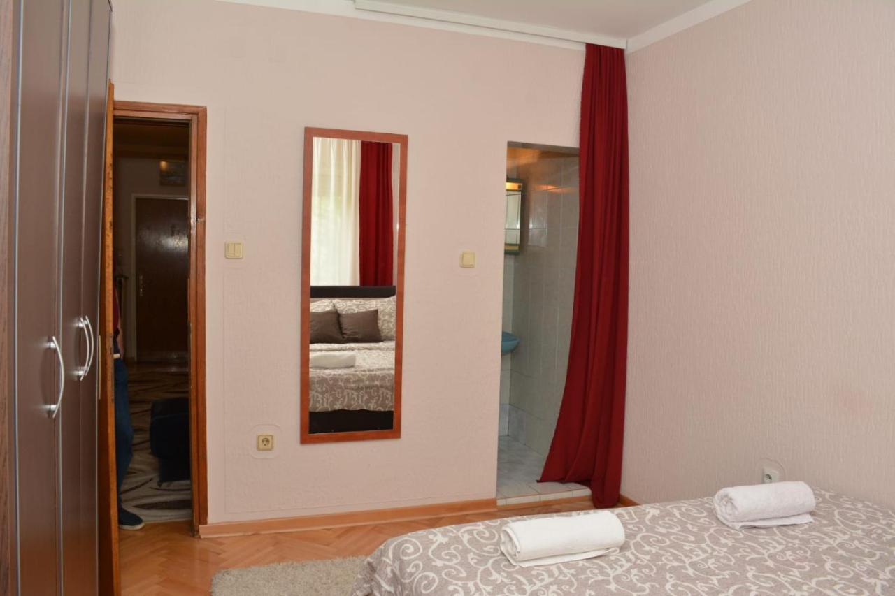 Lotus Appartement Vrnjačka Banja Buitenkant foto