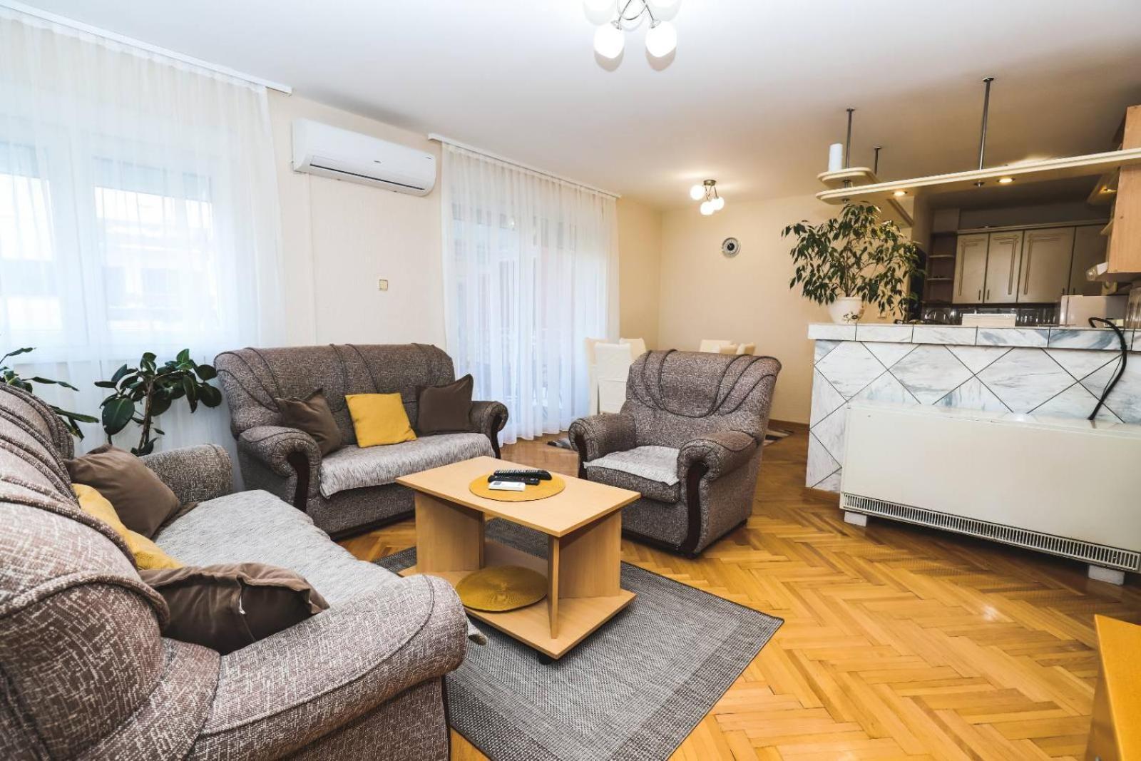 Lotus Appartement Vrnjačka Banja Buitenkant foto
